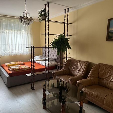 Termal Apartman Tiszaújváros Exteriör bild